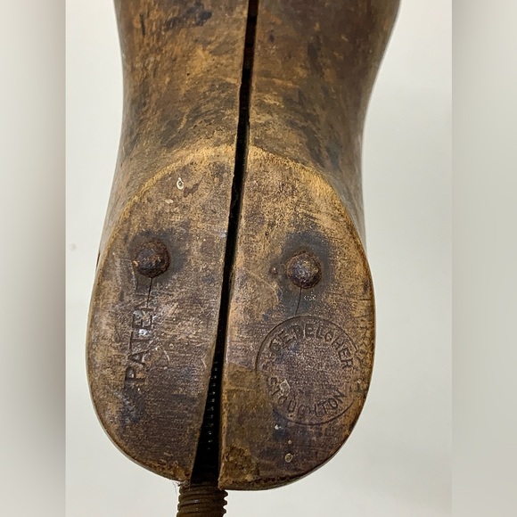 Early 20th Century Patented Antique G E Belcher & Stoughton #2 Shoe Stretcher - Picture 12 of 16